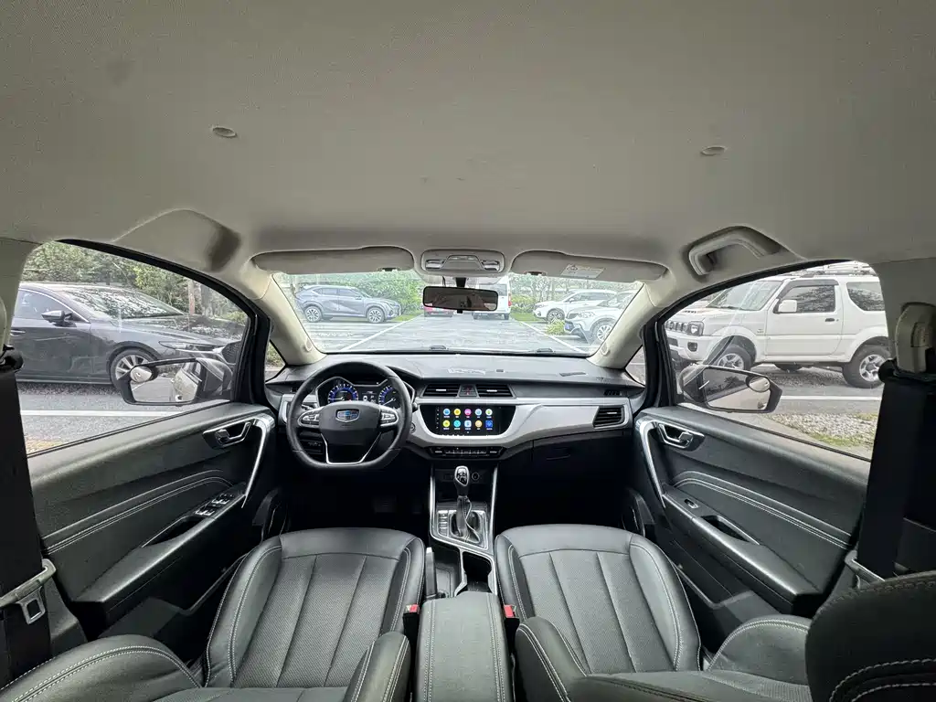 Geely Vision X3 2019 — фото 12