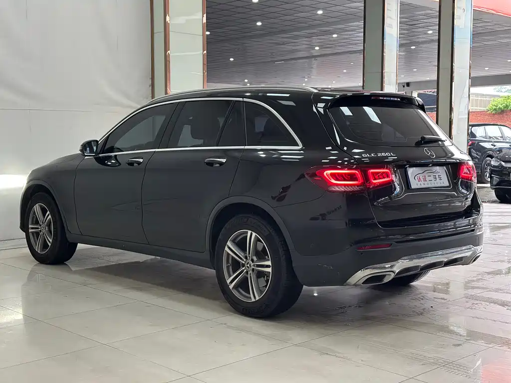 Mercedes-Benz GLC 2021 — фото 20
