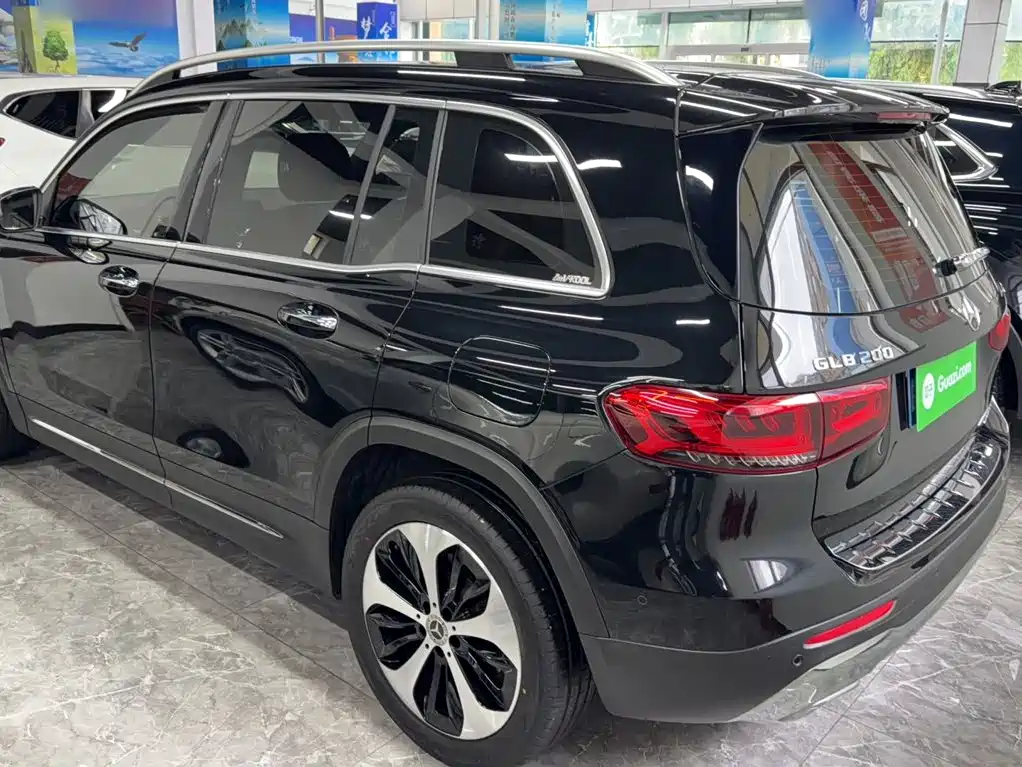 Mercedes-Benz GLB 2021 — фото 14
