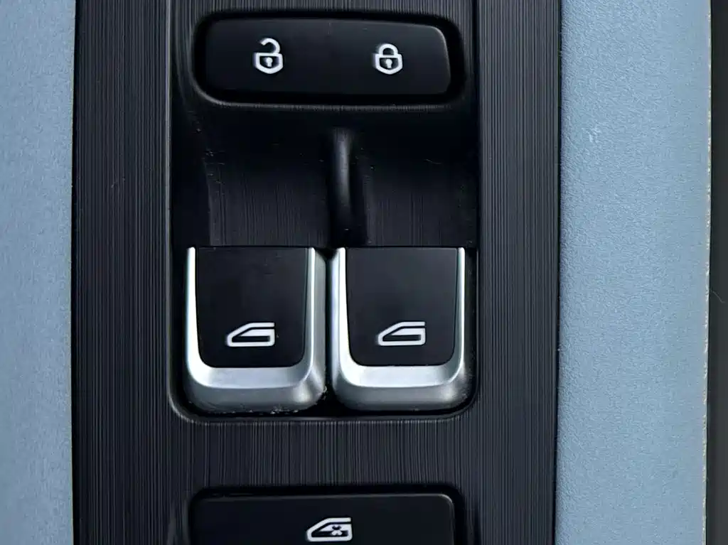 Geely Emgrand S 2023 — фото 17