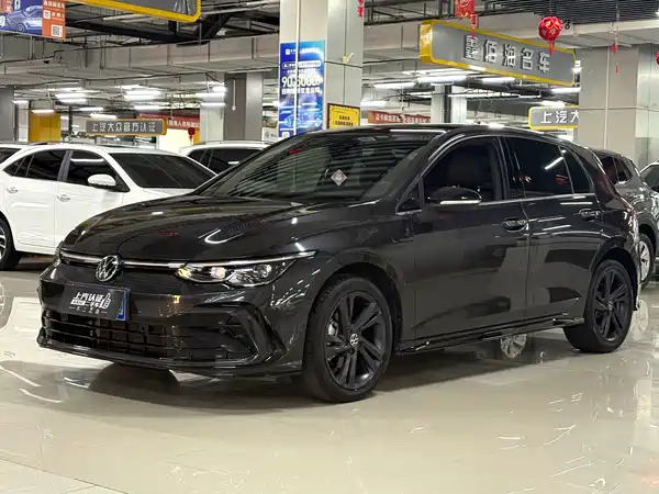 Volkswagen Golf 2023