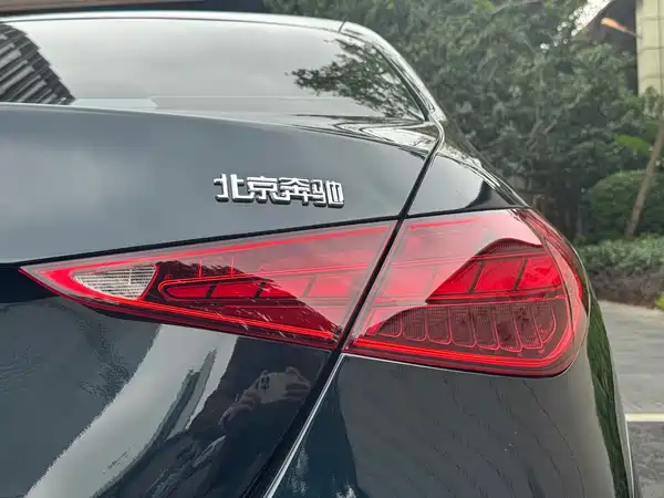 Mercedes-Benz C-Class 2023