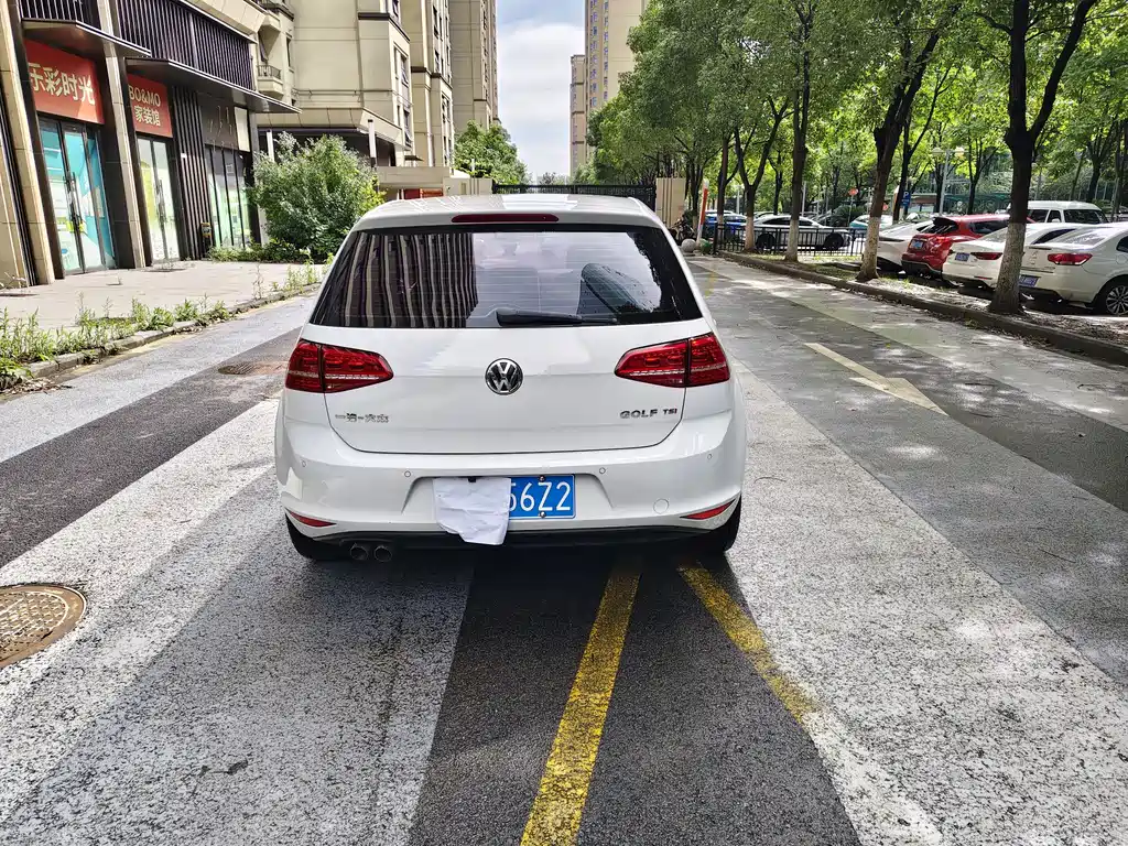 Volkswagen Golf 2014