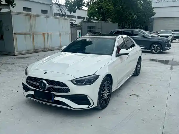 Mercedes-Benz C-Class 2025