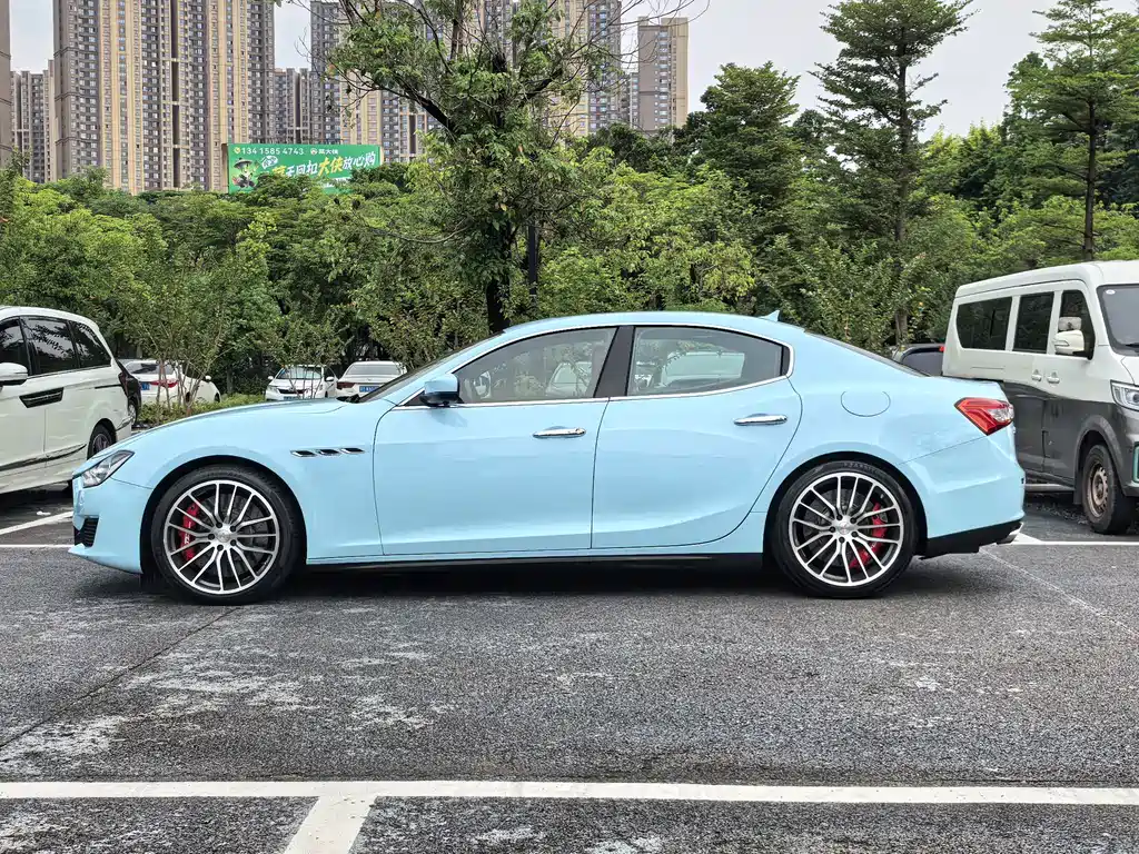 Maserati Ghibli 2017 — фото 3