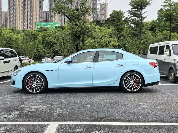 Maserati Ghibli 2017