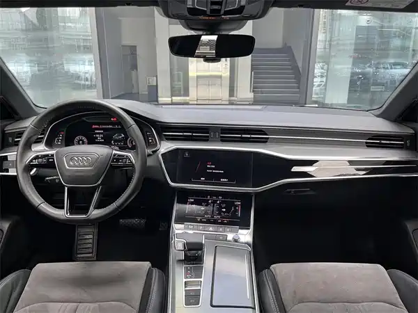Audi A6L 2021