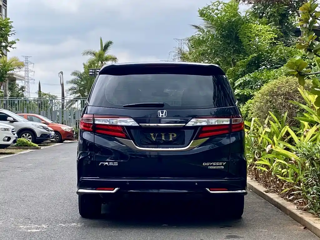 Honda Odyssey 2021 — фото 17