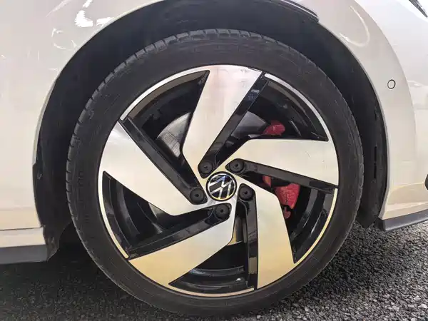 Volkswagen Golf GTI 2022