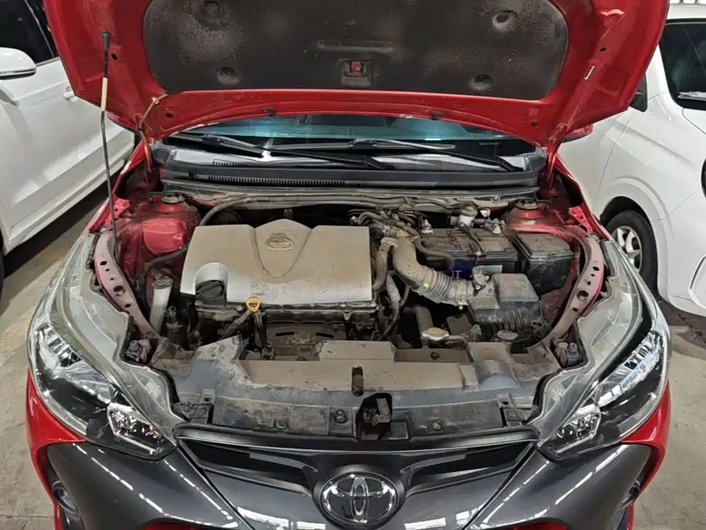 Toyota Yaris L 2016 — фото 20