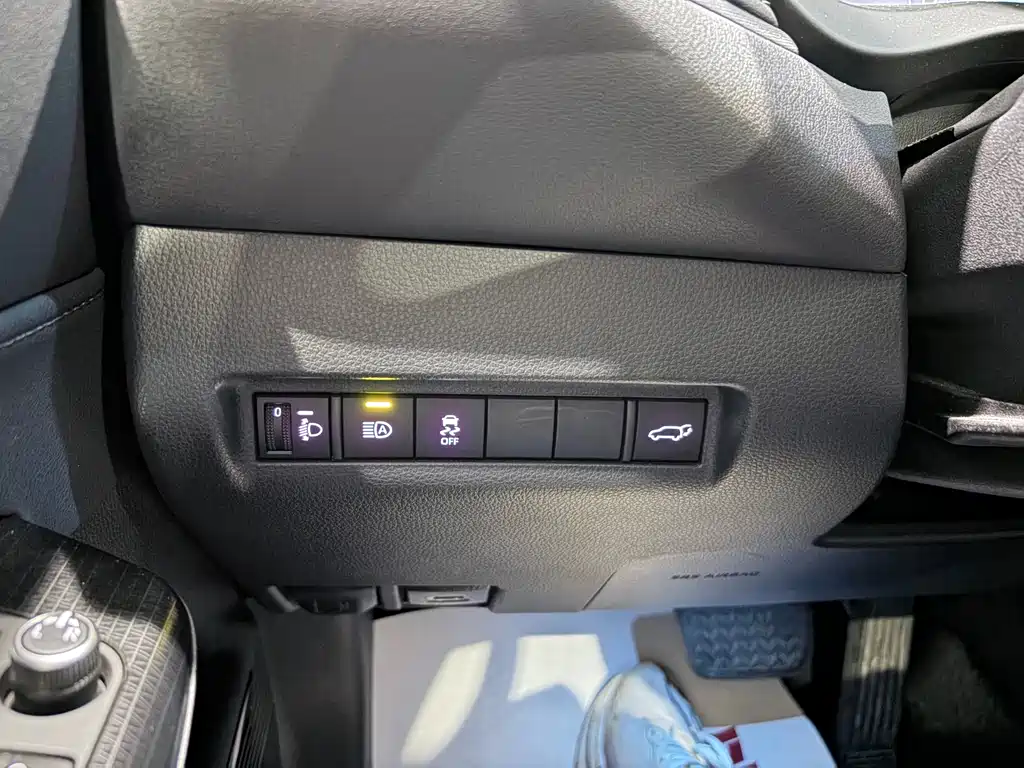 Toyota Venza 2023 — фото 20