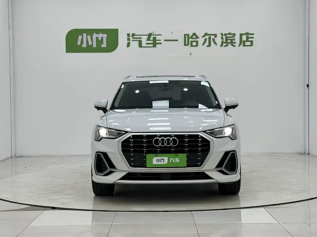 Audi Q3 2022 — фото 2