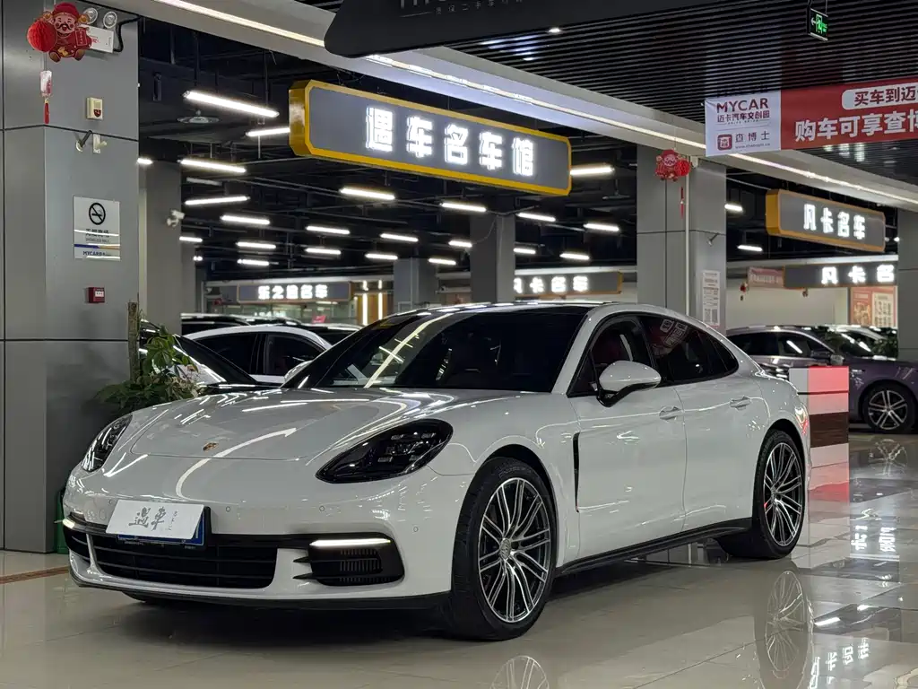 Porsche Panamera 2020