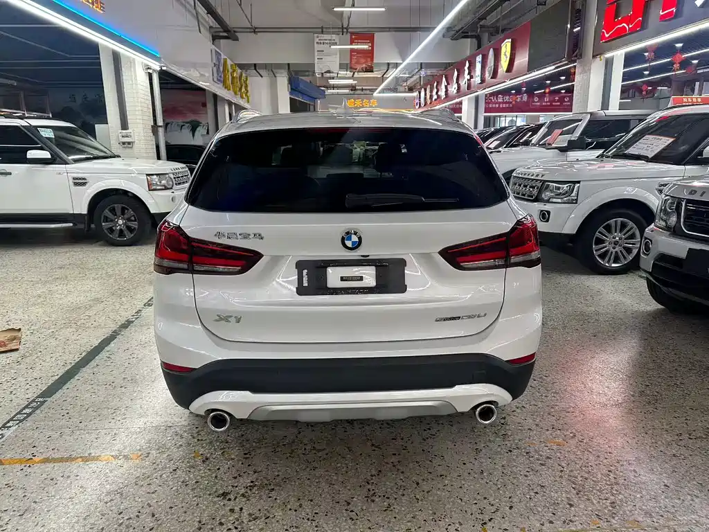 BMW X1 2020 — фото 8