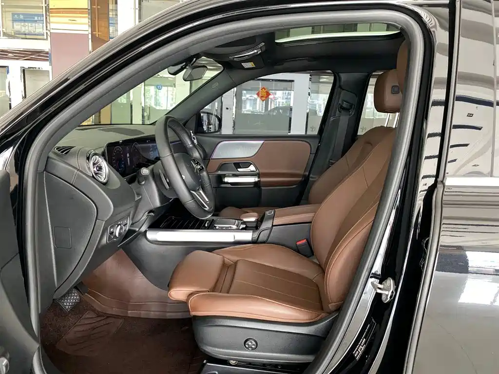 Mercedes-Benz GLB 2021 — фото 13