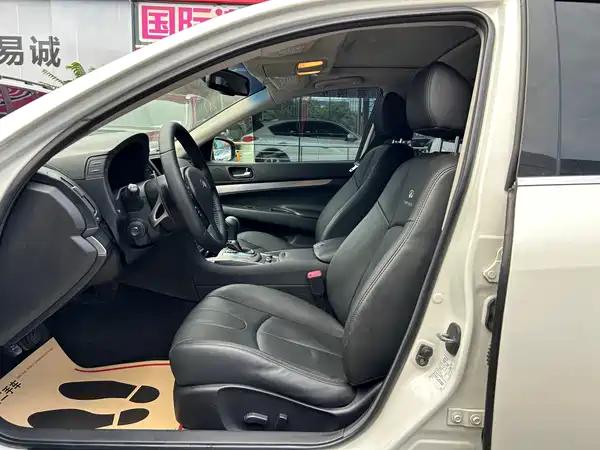 Infiniti G Series 2013