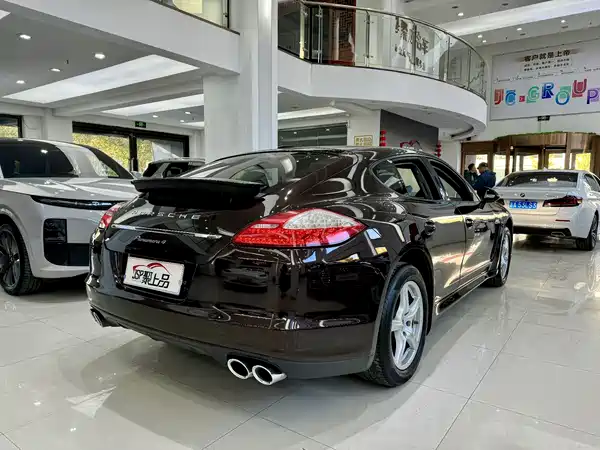 Porsche Panamera 2010