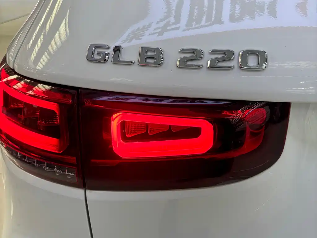 Mercedes-Benz GLB 2022 — фото 9