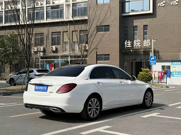 Mercedes-Benz C-Class 2019