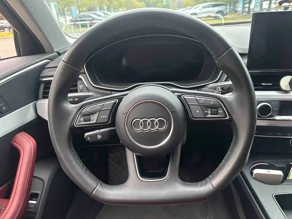 Audi A4L 2022 — фото 16