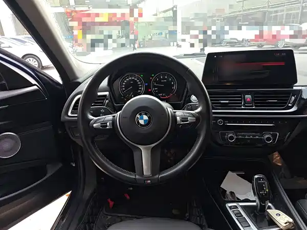 BMW 1 Series 2023