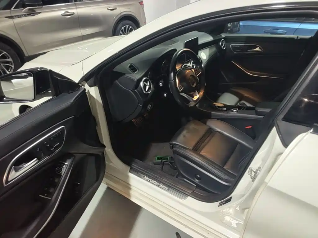 Mercedes-Benz CLA 2016 — фото 16