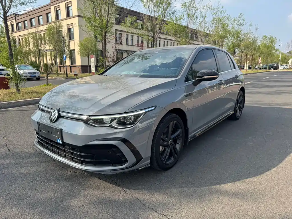 Volkswagen Golf 2022