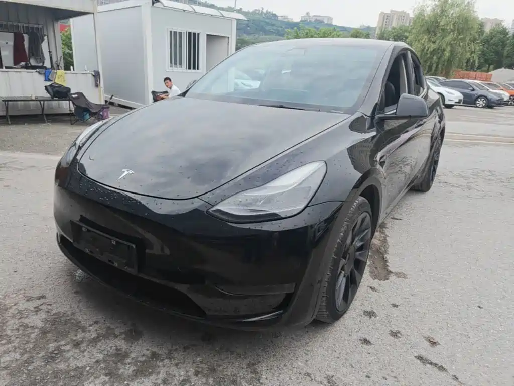 Tesla Model Y 2022 — фото 1