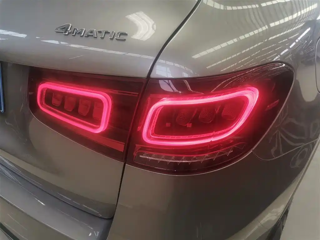 Mercedes-Benz GLC 2020 — фото 24