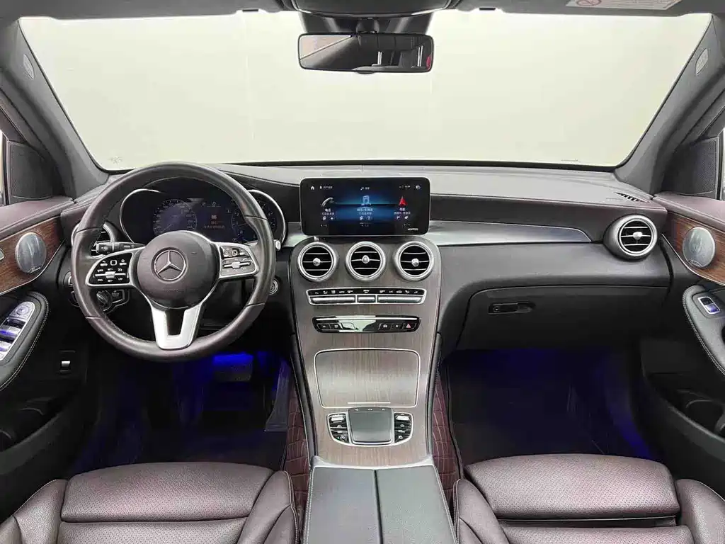 Mercedes-Benz GLC 2020 — фото 15