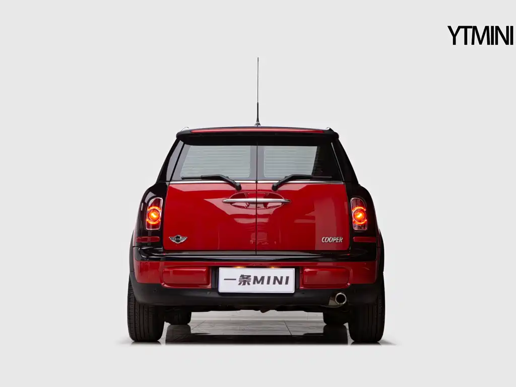 MINI Clubman 2013