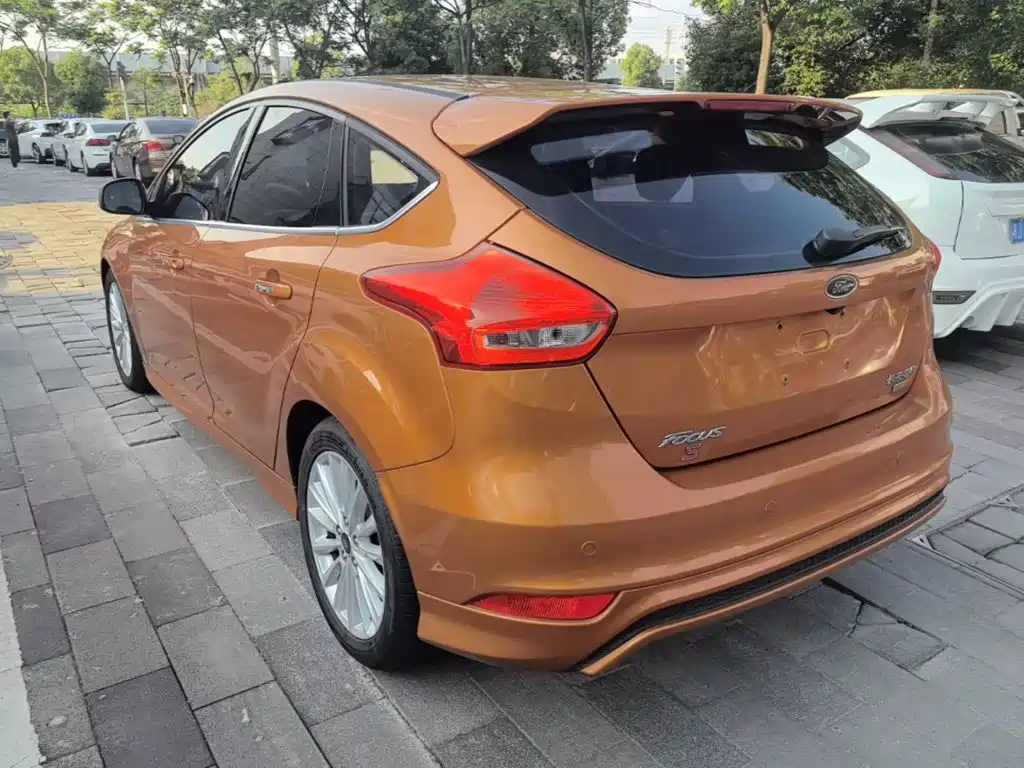 Ford Focus 2016 — фото 5