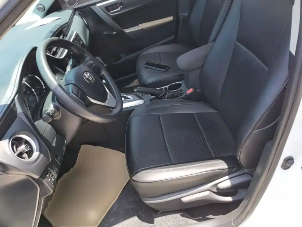 Toyota Corolla 2019 — фото 15
