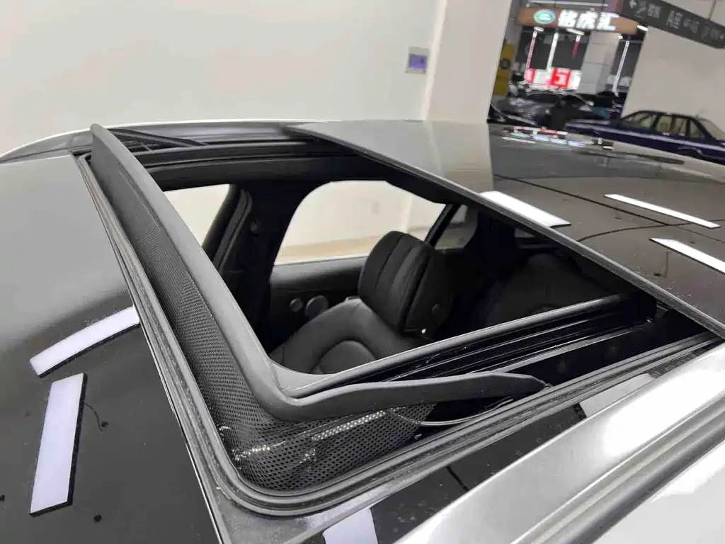 Mercedes-Benz GLC 2020 — фото 19