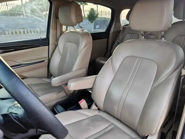Buick GL8 2018