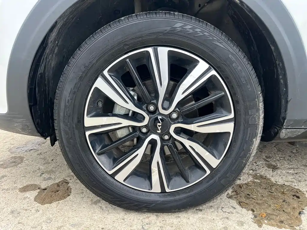 Kia KX1 2022 — фото 19