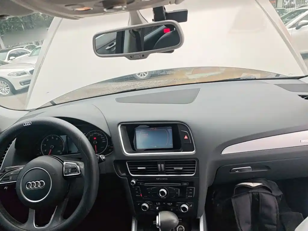 Audi Q5 2017 — фото 10