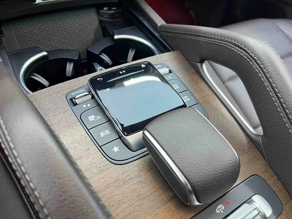 Mercedes-Benz GLE 2020 — фото 12