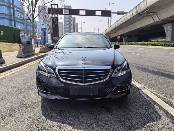 Mercedes-Benz E-Class 2015
