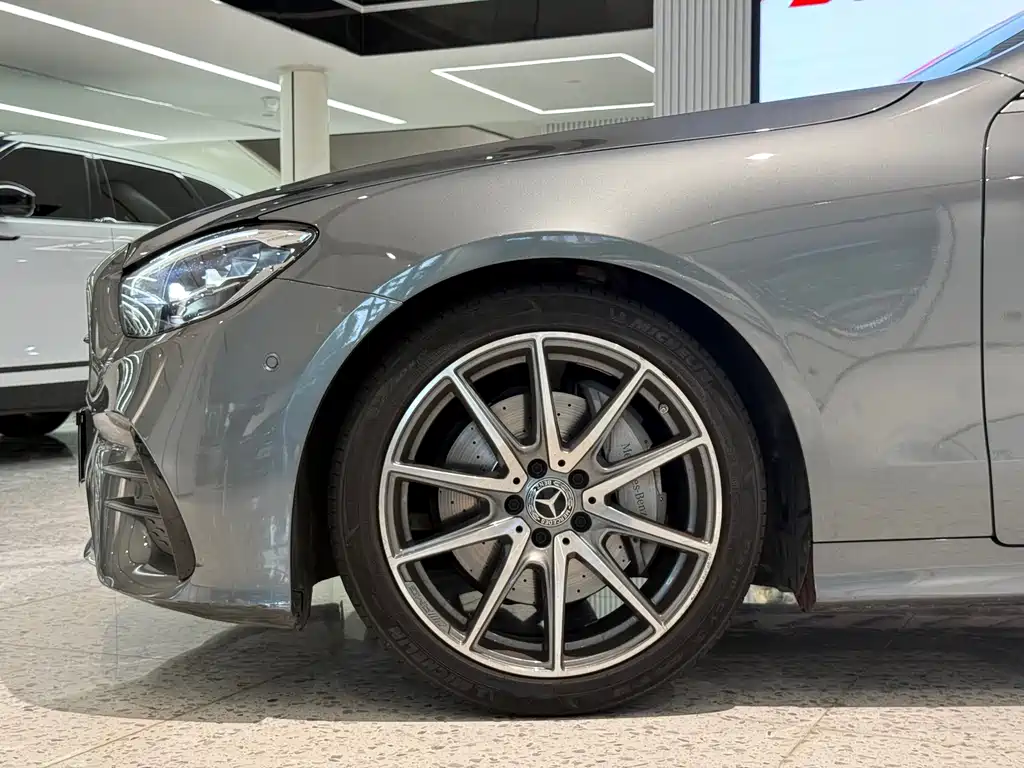 Mercedes-Benz E-Class 2023 — фото 19