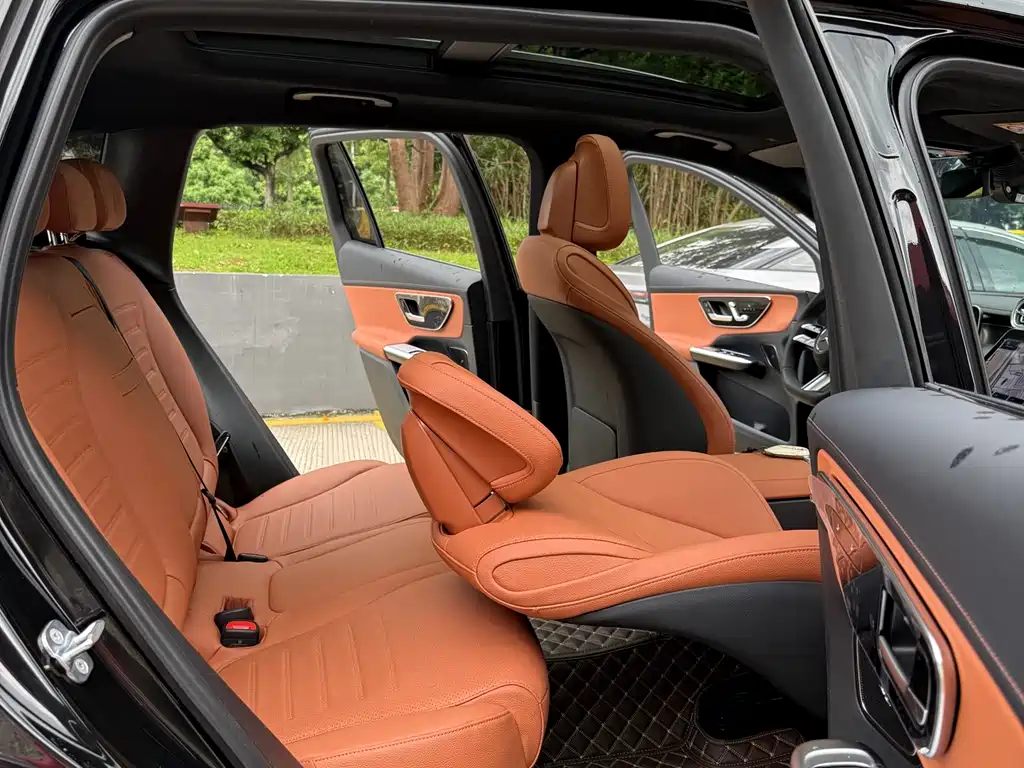 Mercedes-Benz GLC 2023 — фото 12