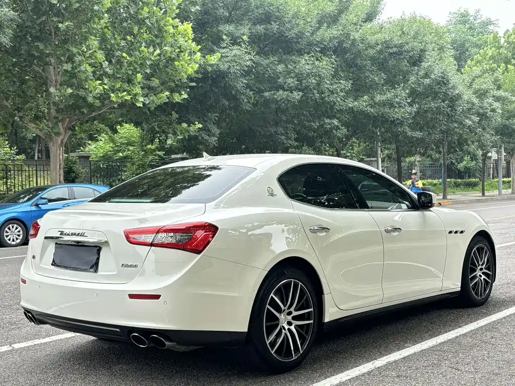 Maserati Ghibli 2015 — фото 4