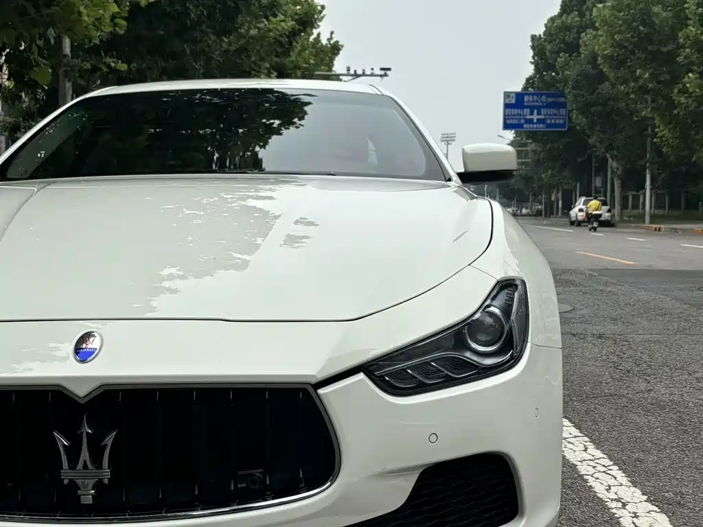 Maserati Ghibli 2015 — фото 7