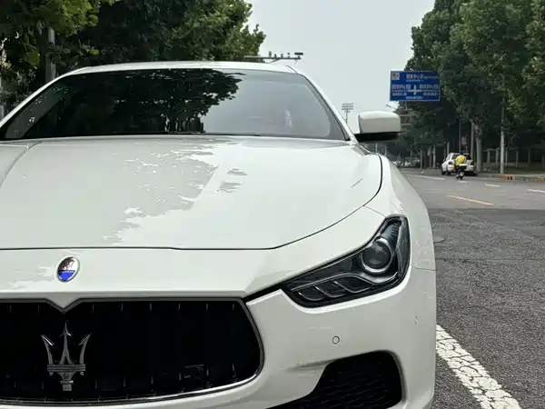 Maserati Ghibli 2015