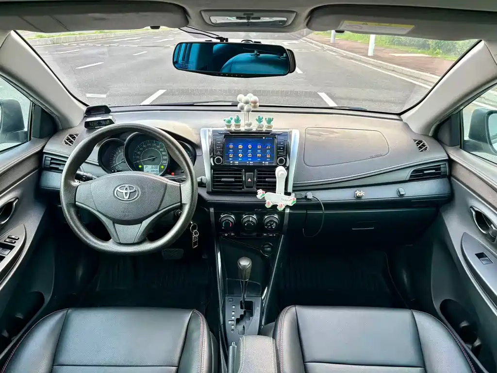 Toyota Vios 2015
