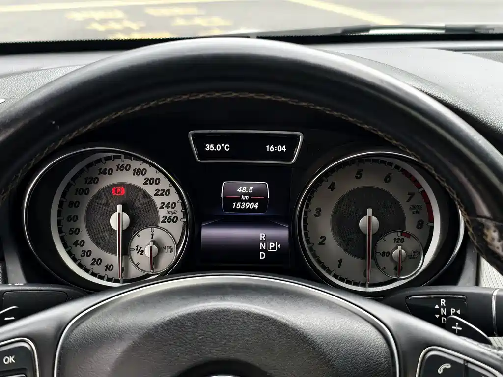 Mercedes-Benz CLA 2015 — фото 17