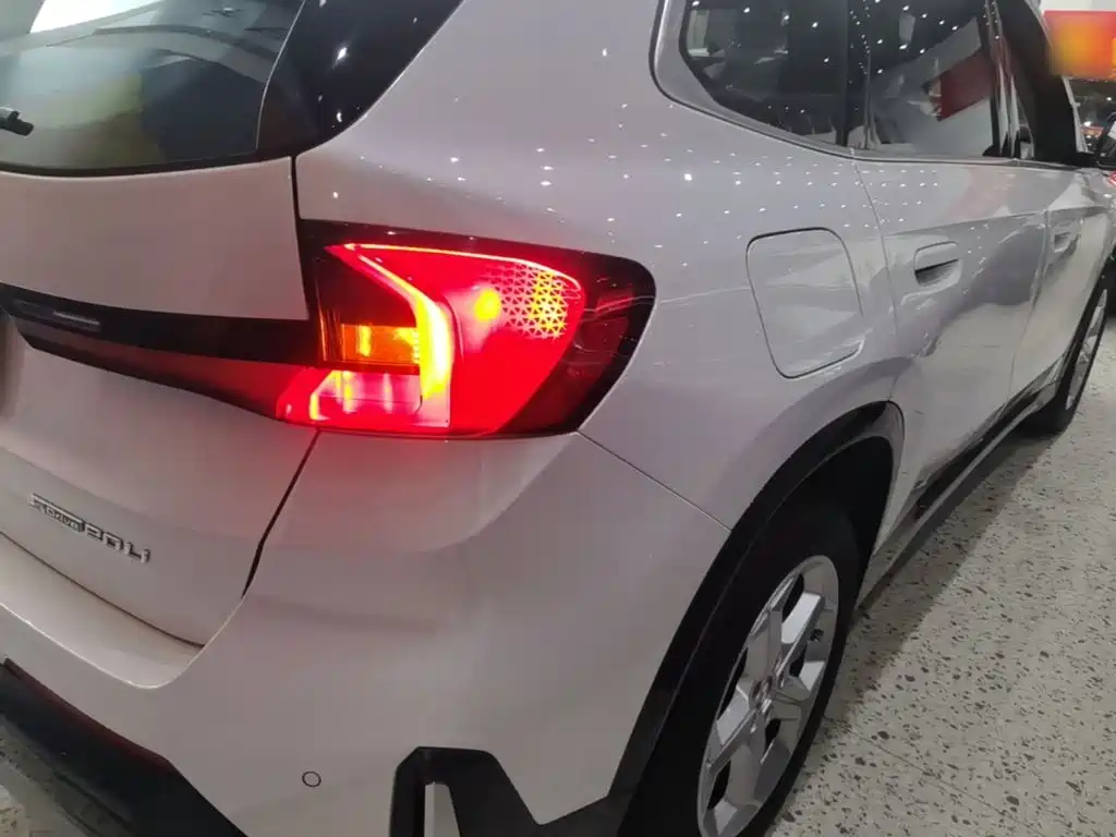 BMW X1 2023 — фото 8
