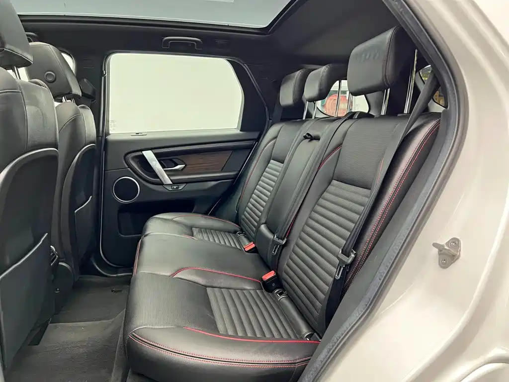 Land Rover Discovery Sport 2022 — фото 16