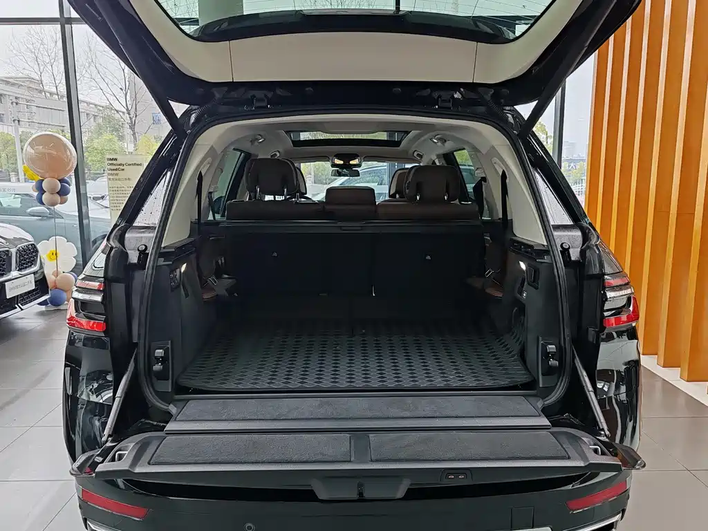 BMW X7 2023 — фото 19