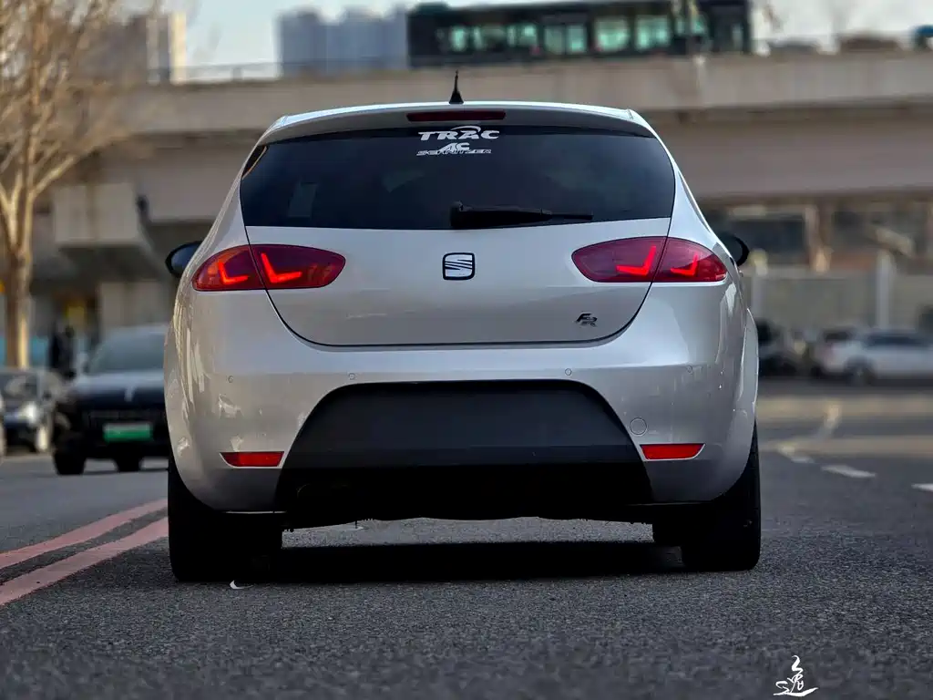 SEAT Leon 2013 — фото 4